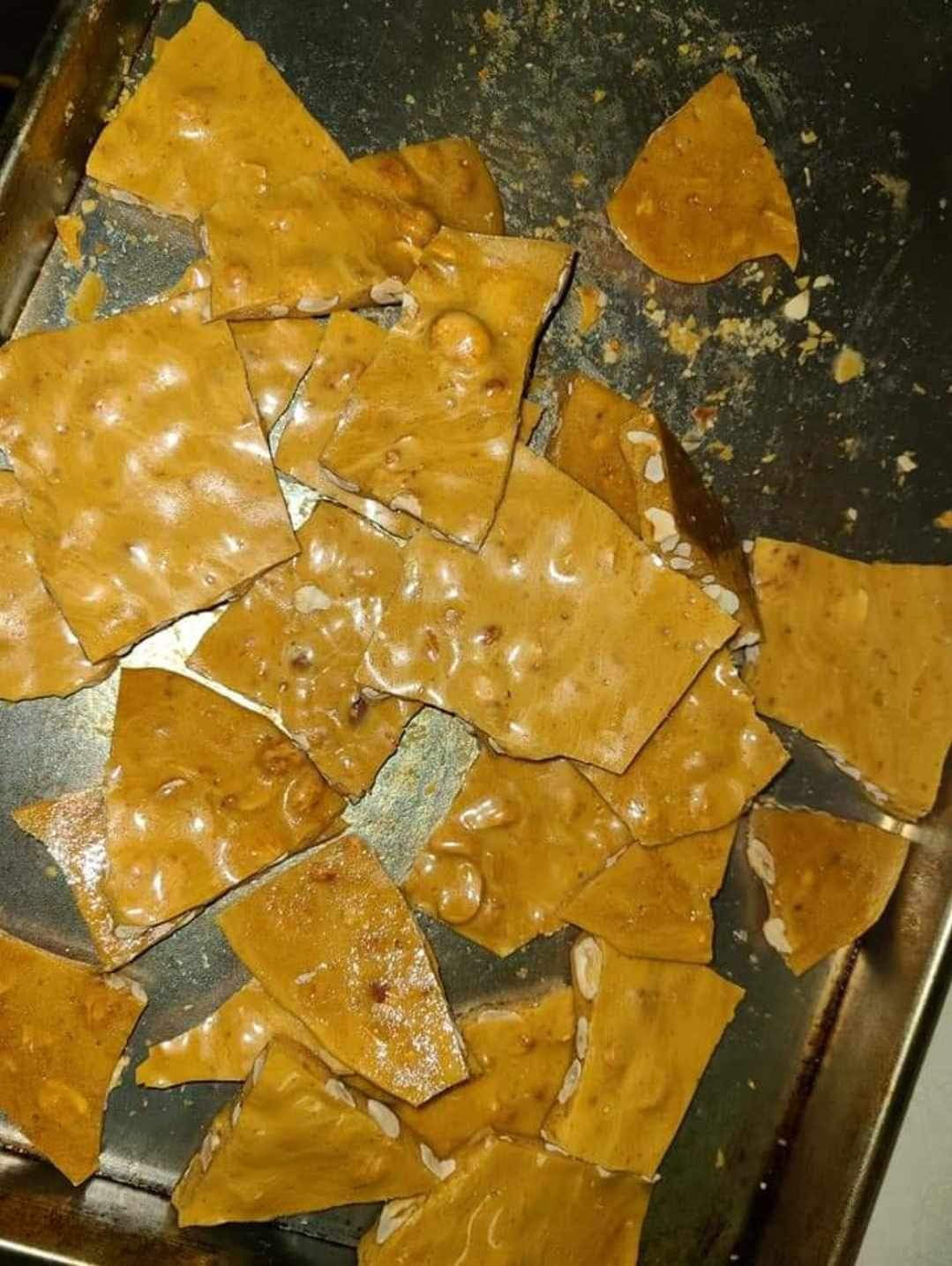 Peanut brittle